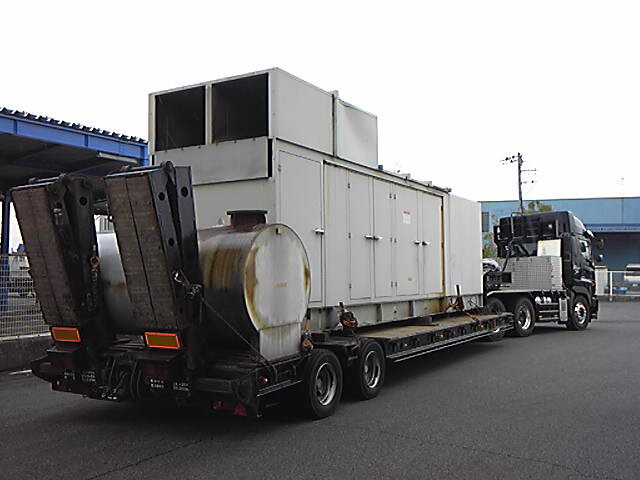 三菱重工業製 仮設型 移動電源車 S12A2-PTA 562.5 kVA