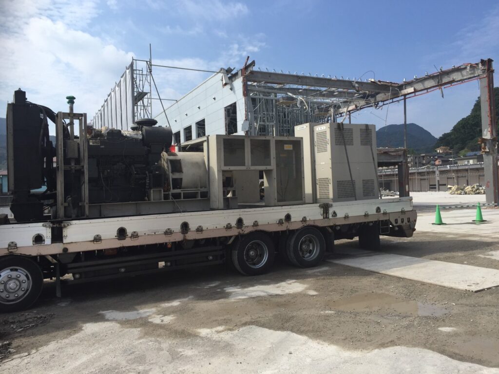 日立製作所製 仮設型 移動電源車 JP400 500 kVA