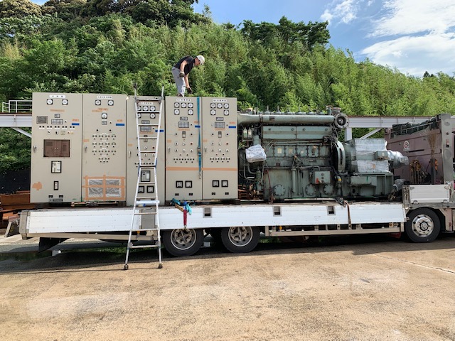 ヤンマー製 仮設型 移動電源車 M200AL-EN 620 kVA